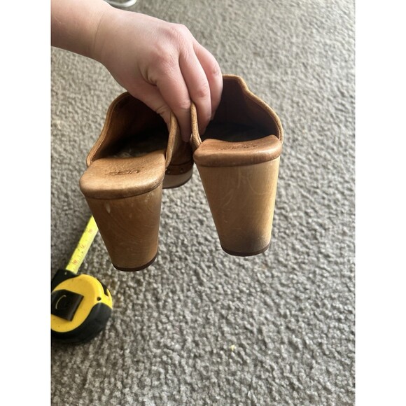 UGG Australia Womens Brown Abbie SN5772 Leather Slip On Clogs Size USA 8 Mule - Picture 10 of 10